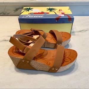 Forever Freya Wedges size 7.5